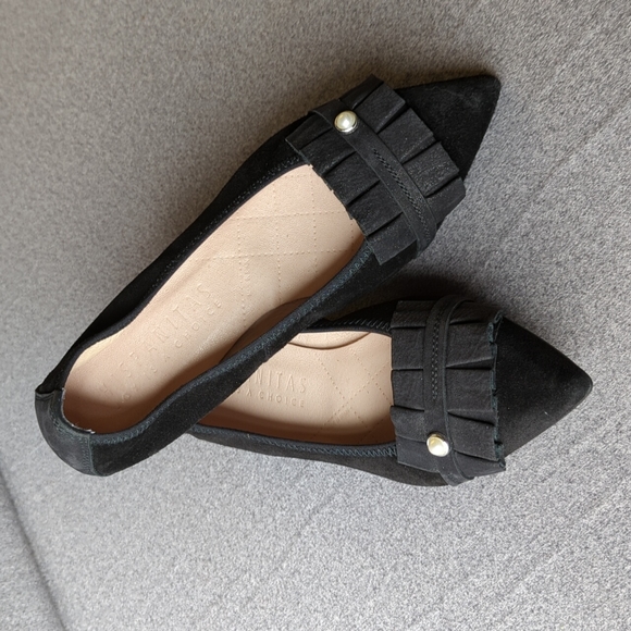 Hispanitas Size 37 (US 6.5) Black Suede Pointed Toe Flat Shoes - Picture 2 of 8